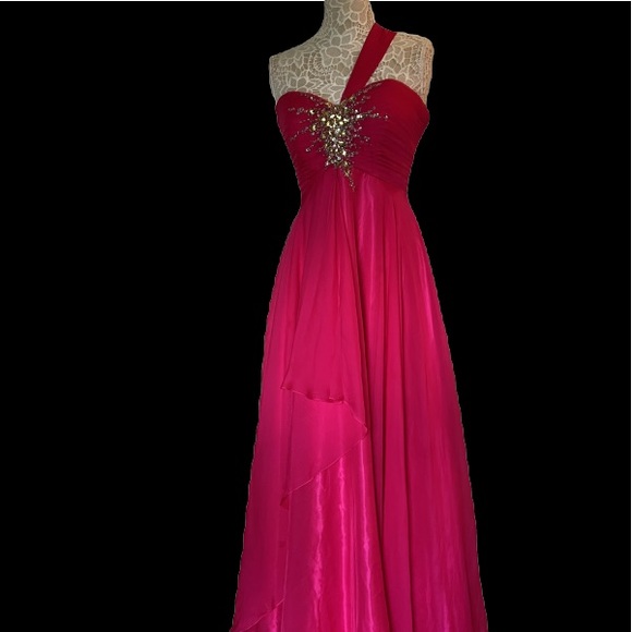 Exclusive Pink Wedding Dress - Picture 16 of 17